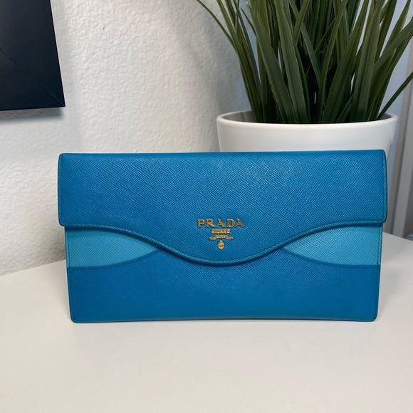 PRADA RARE Bi-Color Saffiano Leather Slim Envelope Wallet - Picture 3 of 17